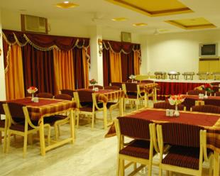 Restaurant at Hotel Gorbandh